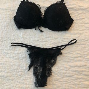 Like new Victoria’s Secret Designer bra & thong